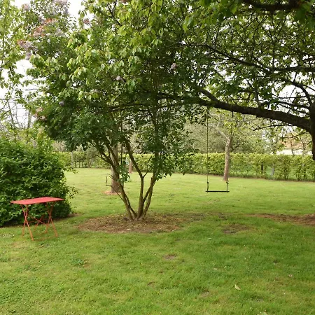 Stunning Normandy Holiday With Large Garden In Peaceful Setting