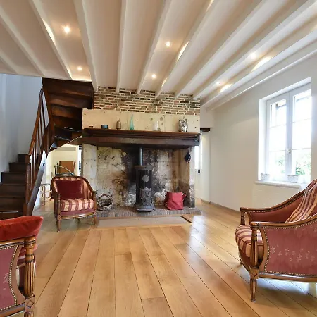 Stunning Normandy Holiday With Large Garden In Peaceful Setting Fumichon